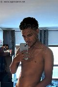 Cagliari Boys Jonathan 393 15 75 075 foto selfie 1